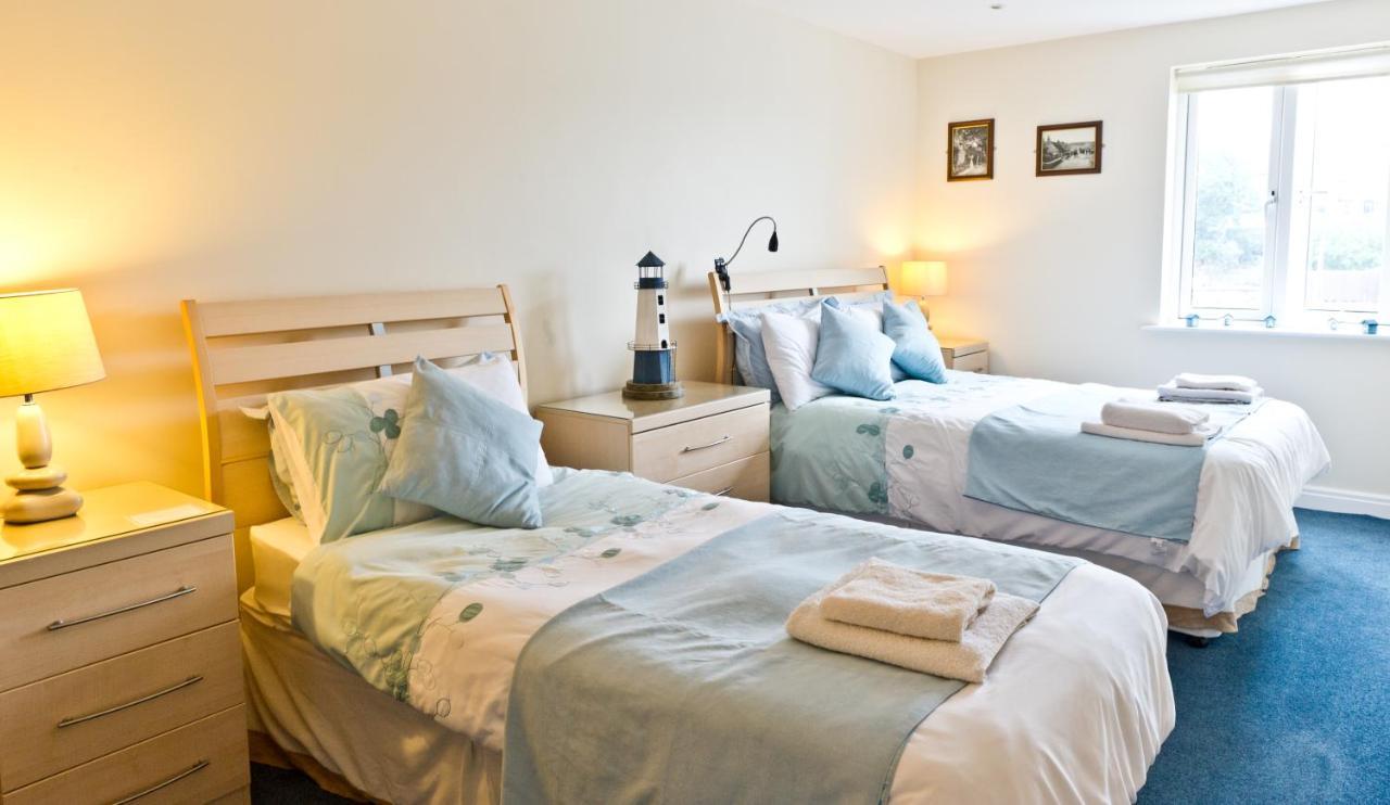 וויטבי Watermark Apartments חדר תמונה