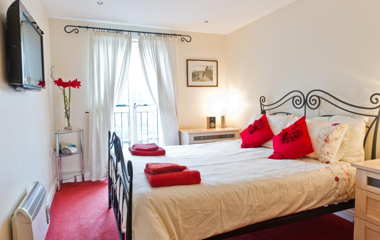 וויטבי Watermark Apartments חדר תמונה