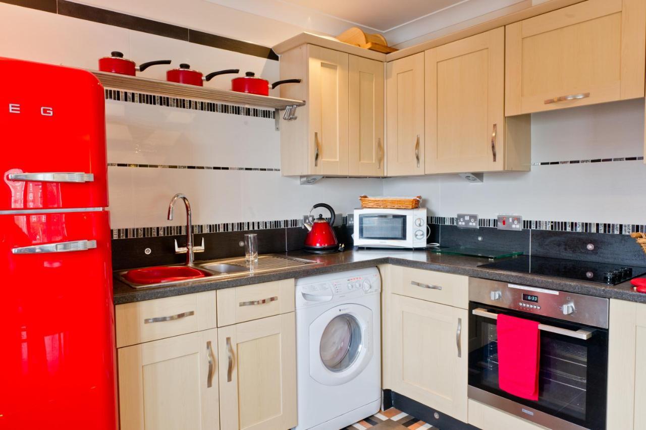 וויטבי Watermark Apartments חדר תמונה