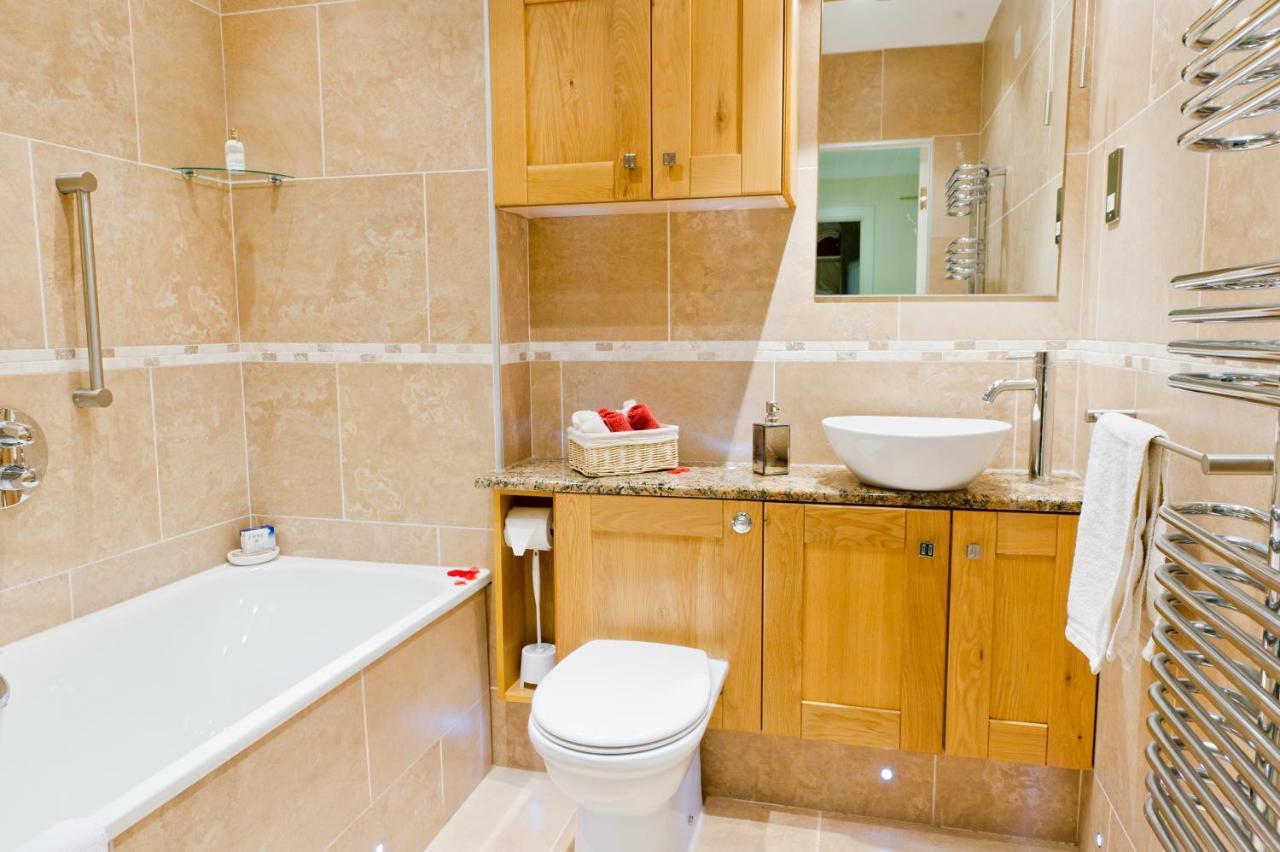 וויטבי Watermark Apartments חדר תמונה